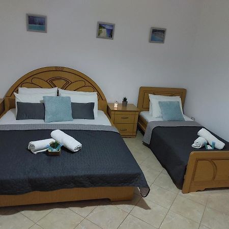 Orange Guest House Dhërmi Dış mekan fotoğraf