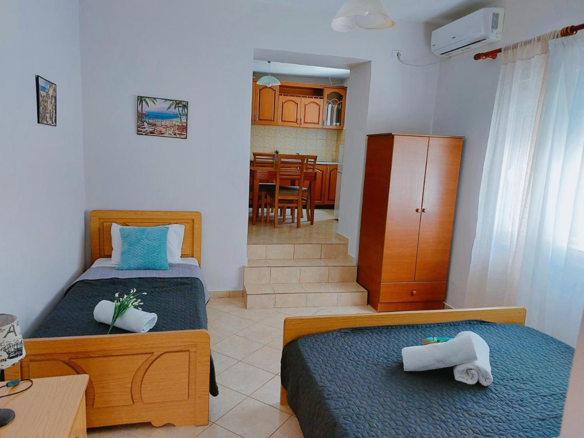 Orange Guest House Dhërmi Dış mekan fotoğraf