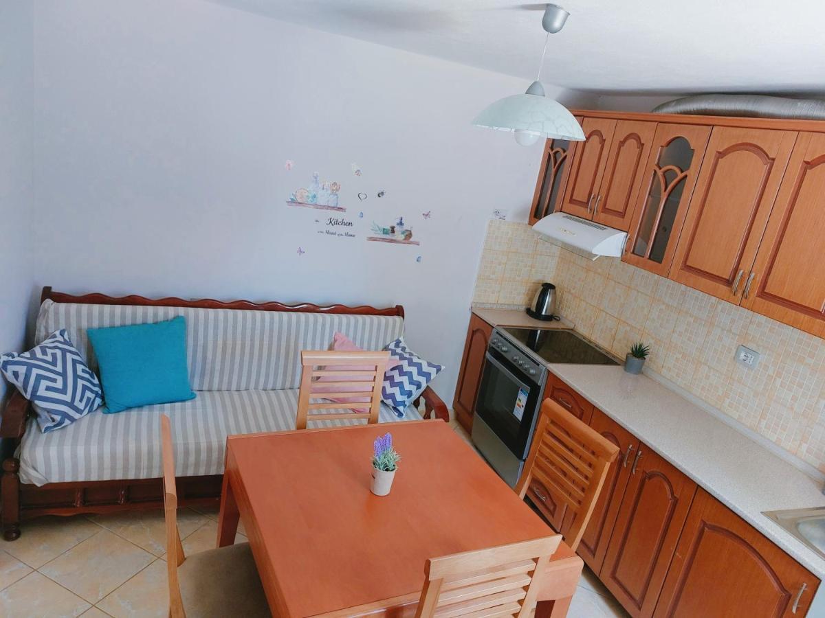 Orange Guest House Dhërmi Dış mekan fotoğraf